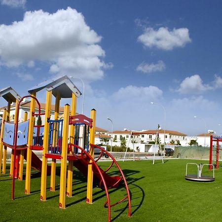 Mythical Sands Apartments Протарас Екстериор снимка