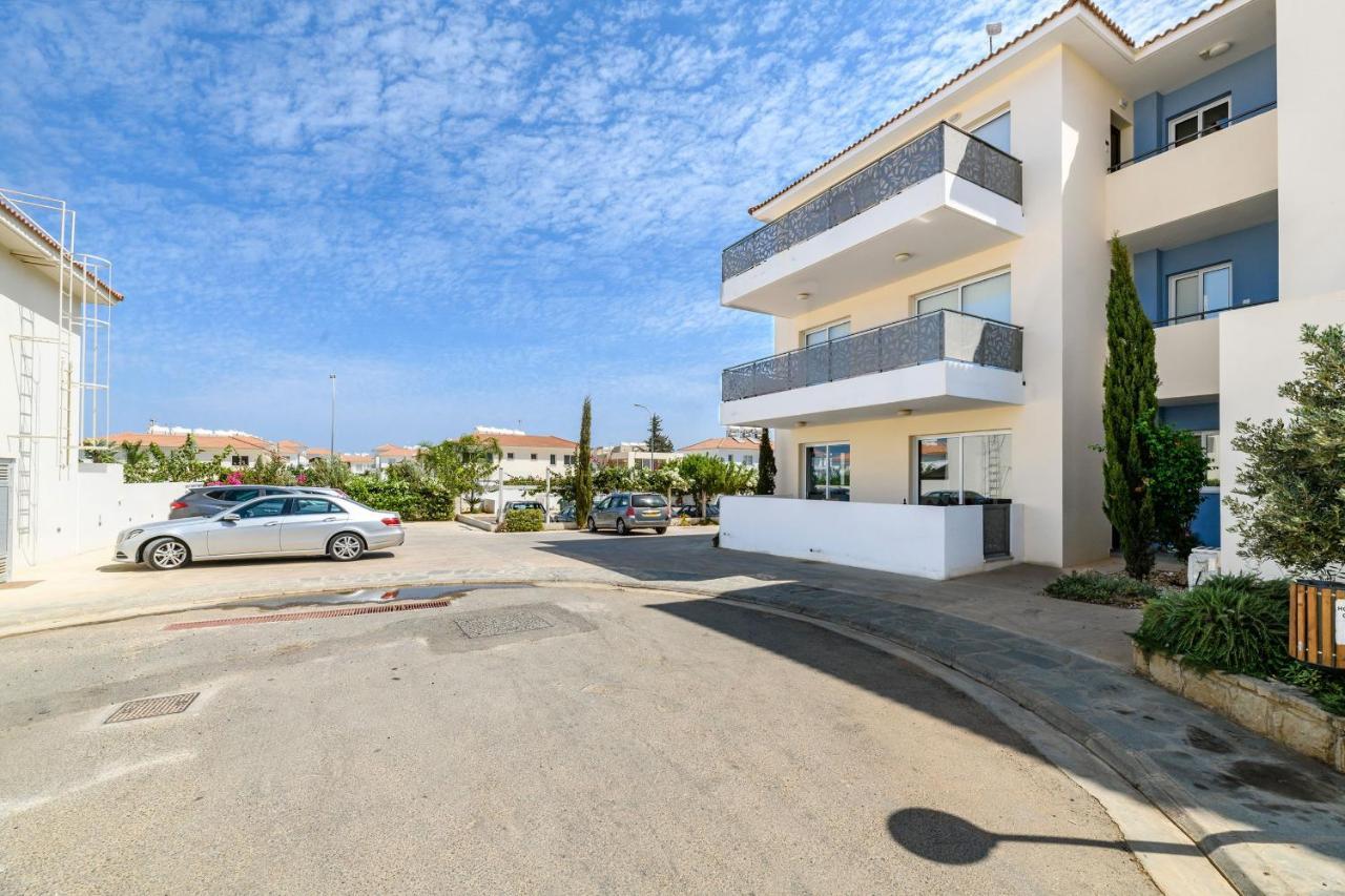 Mythical Sands Apartments Протарас Екстериор снимка