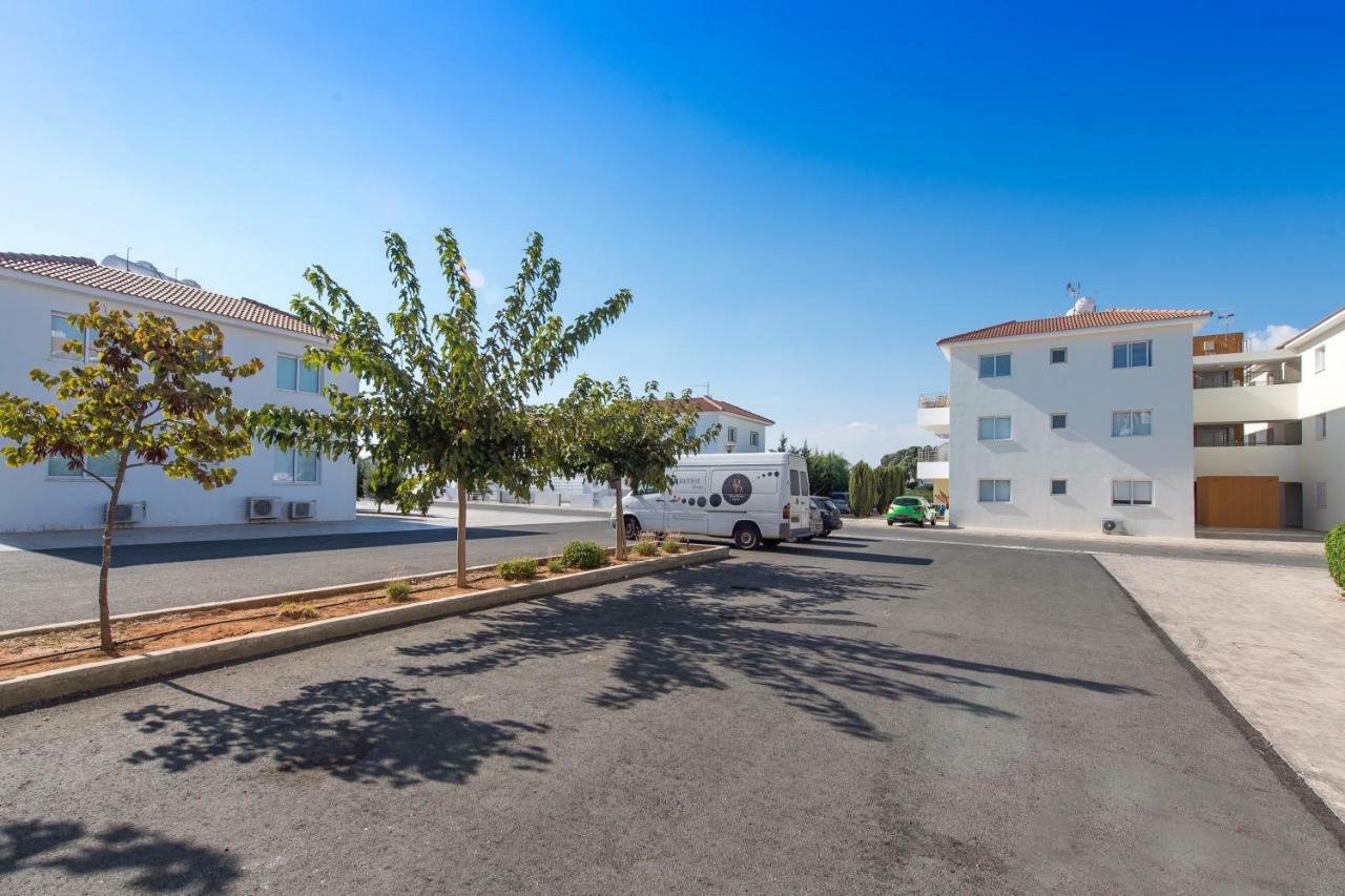 Mythical Sands Apartments Протарас Екстериор снимка